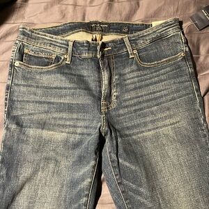 Lucky brand mid rise boot short